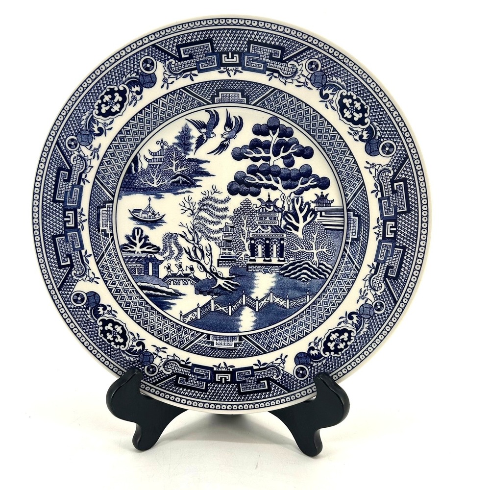 John Tams Blue Willow Dinner Plate Fine English Earthenware 10.5 Inch England